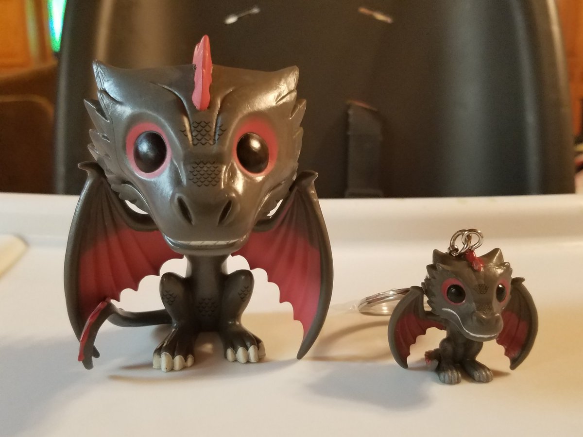 ebuggers's tweet photo. I love my Christmas presents!! Drogon from Game of Thrones https://t.co/7d9ThRGuTb