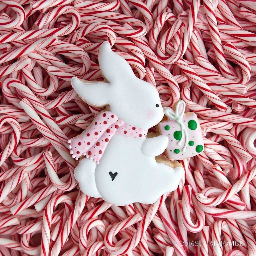 cupcakeproject's tweet photo. What was the best present you received this year?
Repoted from the super talented @sugarbombe_sugar
My son listened and read along with an audio book all day yesterday and I got to chill and read my book (I'm reading The Power and I love it). #bestpres… https://t.co/T7PIliouZg https://t.co/GO4VRDKzrc