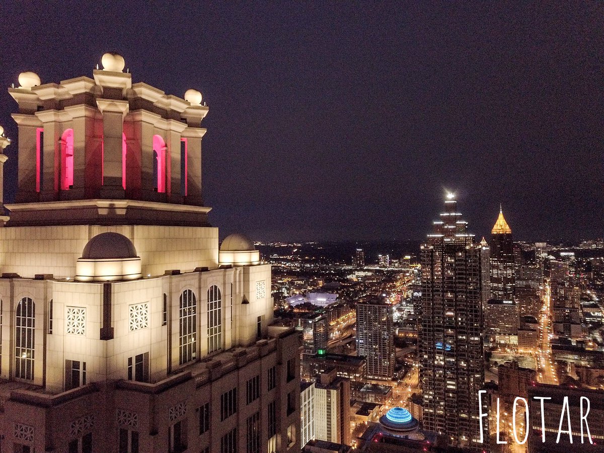 ... All is Calm; All is Bright. 🎶🙏🏽 Merry Christmas 🎄 Quick Flight

#drone #flotaratl #djimavicpro #dronesdaily #dronestagram #aerialphotography #downtown #atlanta #atl #discoveratl #idoatl #atlantaphotography #chooseatl #chooseatlanta #exploregeorgia #iamatl #weloveatl