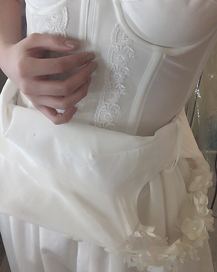 saki61204's tweet photo. 昨日の、、、
christmasweddingdress🌿♡
by @wacochaco https://t.co/LsJnNPRyoK