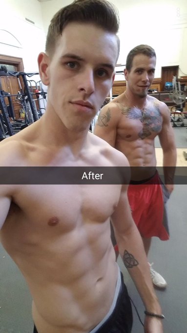 I saw these old photos from last year today and man i miss being this lean but I refuse to go back to<a href="/tag/stayfocused"class="tags"><span>#stayfocused</span></a>