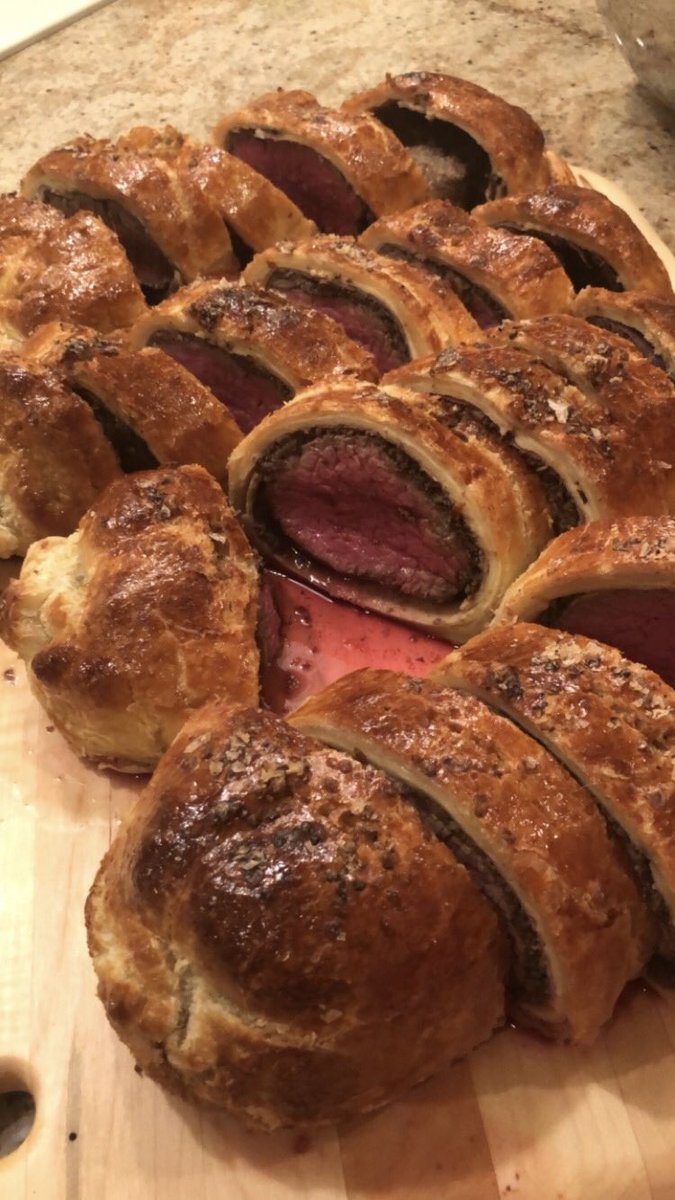 MichaelAmbrogi6's tweet photo. @GordonRamsay now I’m going to be the host of every god damn dinner party thanks to your recipe https://t.co/ljSd8a1dGm