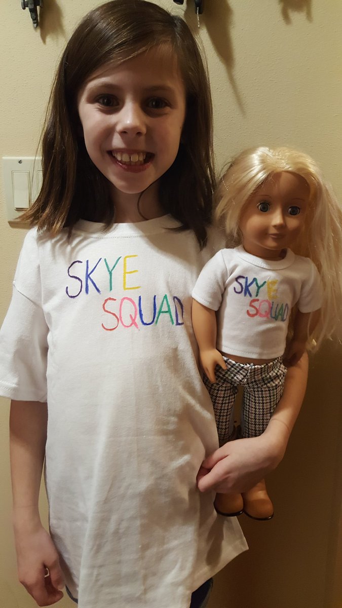 mamasplash's tweet photo. My daughter Mileva got @NICOLESKYES and Girl for Christmas. They have matching #Skyesquad shirts. She was so happy she got her favorite youtuber https://t.co/mQc57AylYH