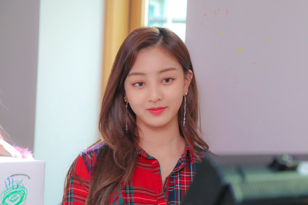 Twice Global Pic Naver Starcast Update Twice Merry Happy M V Behind Jihyo Twice 트와이스 T Co St86rn7wjn Twice Global Pic Naver Starcast Update Twice Merry Happy M V Behind Jihyo Twice 트와이스 T Co St86rn7wjn