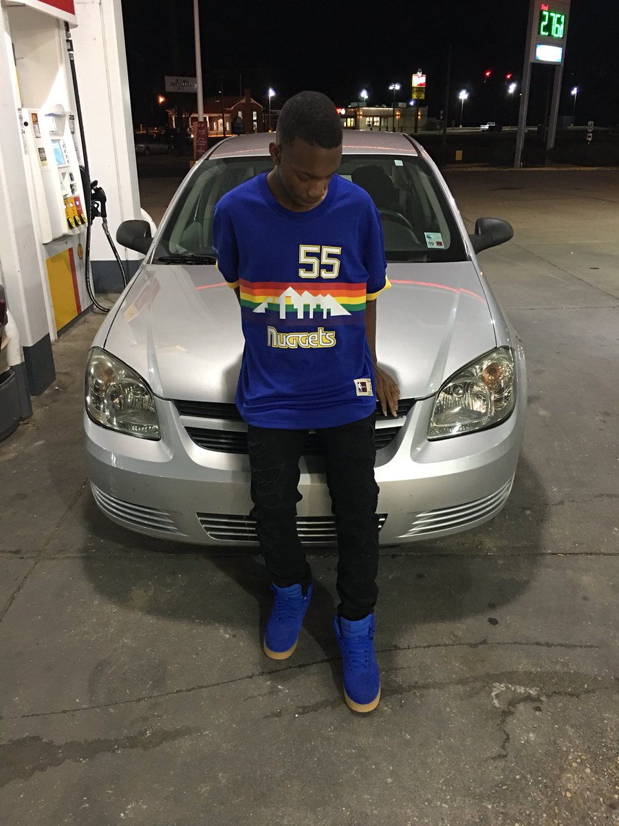 TrayTDT's tweet photo. I rock βDESIGNERβ shorty this shii cost ππΎββοΈπΈ
#ItsMy20thBirthday πβοΈππΎβΌοΈ
#ItsUpTonight πΎπ€ͺ https://t.co/fpyBcCDA06