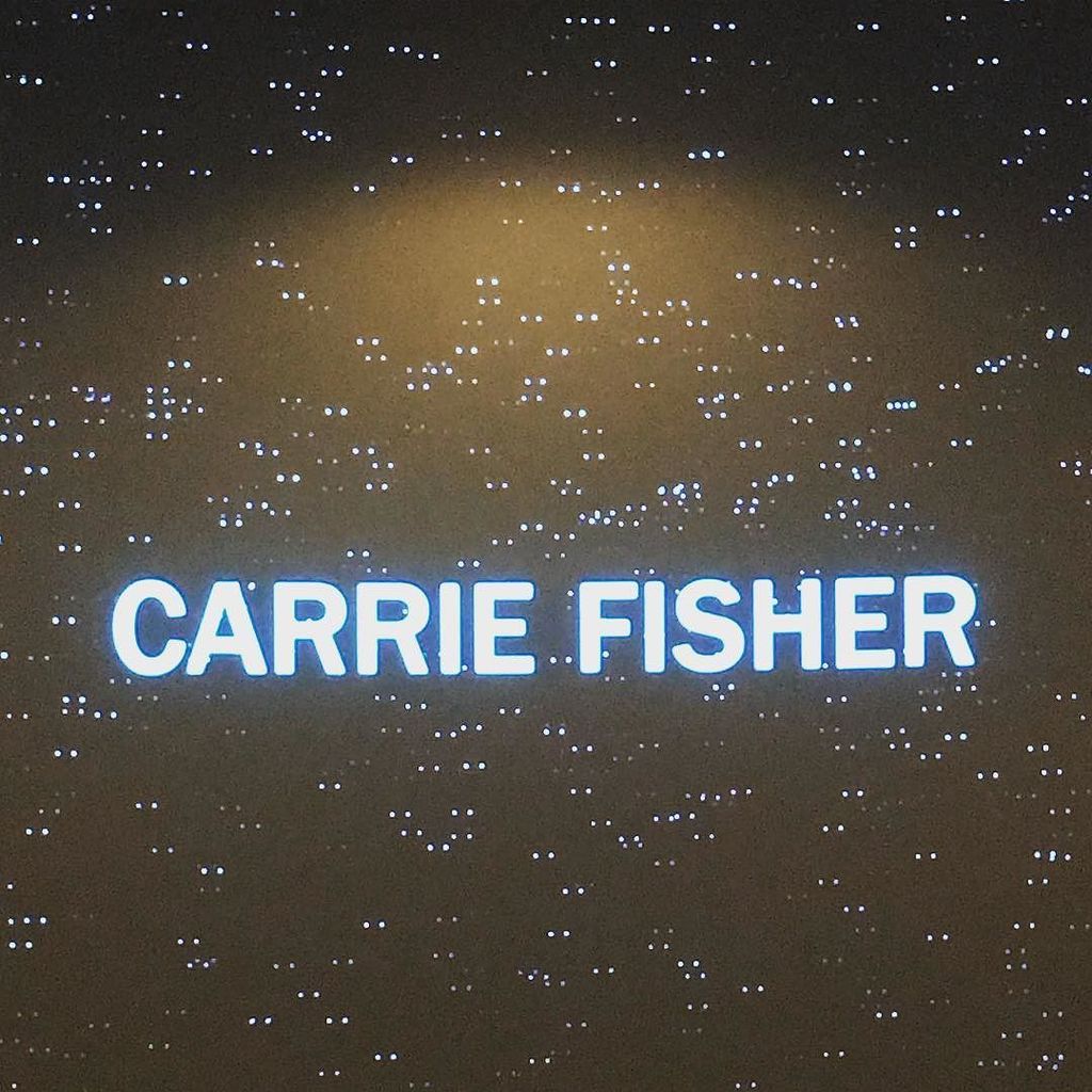 MissusCys's tweet photo. Excellent finish to a great Christmas. Bawled like a baby whenever Carrie Fisher was on the screen. #goodnightsweetprincess https://t.co/YLcbQNR3a7
