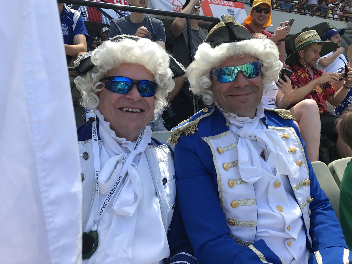 GerryMcCarthy1's tweet photo. Who you 'two bella' team jugga?
Australia v's England Boxing Day Ashes Test? Warner scores 100! https://t.co/vXP8vdtSa7
