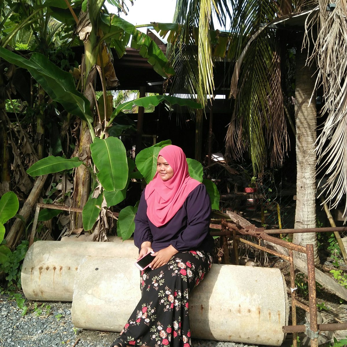 saadiah3355's tweet photo. #NewProfilePic https://t.co/UsAKi16XW9