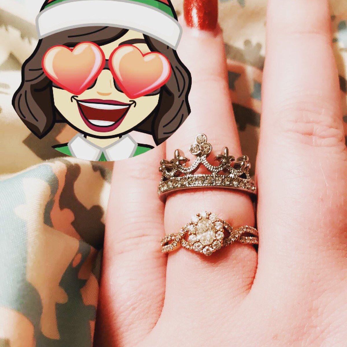 maybekatnapping's tweet photo. now I always have a little Disney and a whole lotta love with me 😍 #DisneyRing #princessring #HappyChristmas https://t.co/ZflWcUzvBV