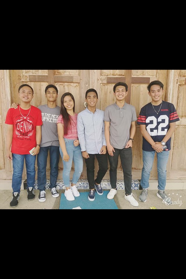 francdelasalas's tweet image. Merry Christmas 🎅🎊🎉
Godbless 💯🎋💕

#Parade2K17
#YearlyRoutine