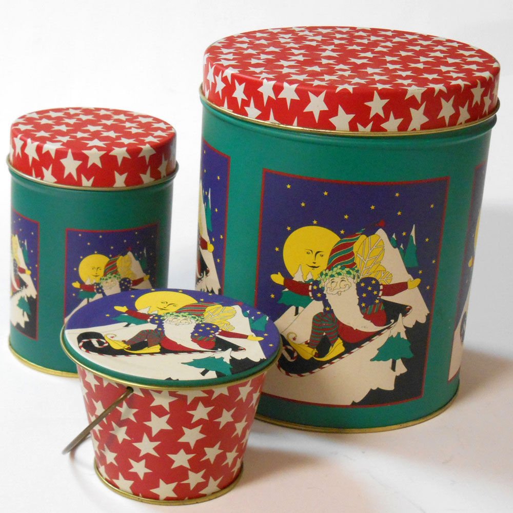BigBTumbleweed's tweet photo. Merry Christmas and hope you all have a fantastic #Newyears2018 

#santaclaus #lithotin #tinboxes #christmaselves #holidaydecor #homedecor #giftboxes #christmas #christmas2017 #HappyChristmas #etsyseller #etsyshop #giftideas #vintage #retro https://t.co/OqLVUgd15T via @Etsy https://t.co/WnlilfT9Kh