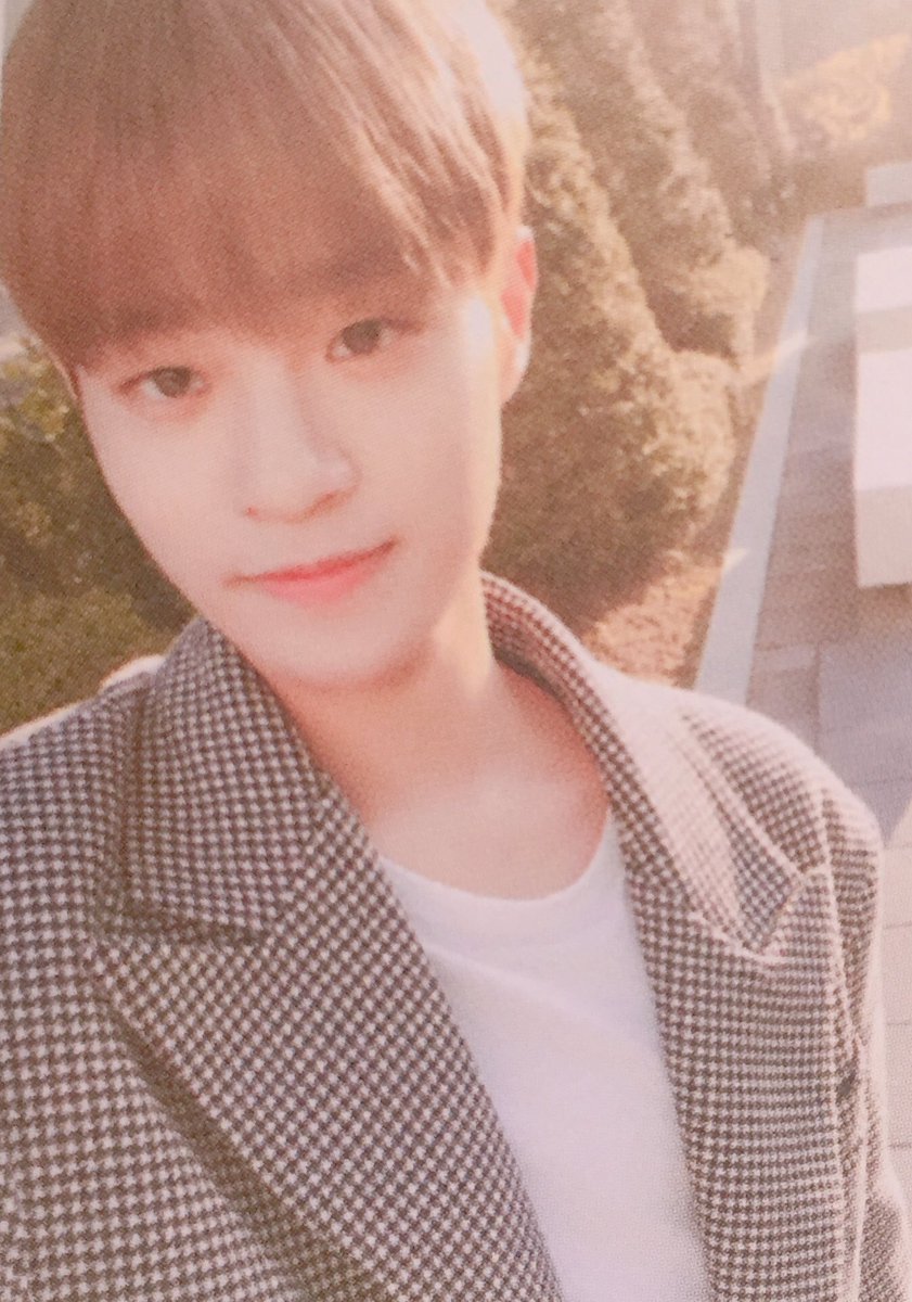 _W991102's tweet photo. 관린 우진 대휘 셀카 https://t.co/ITmEDB1fjk
