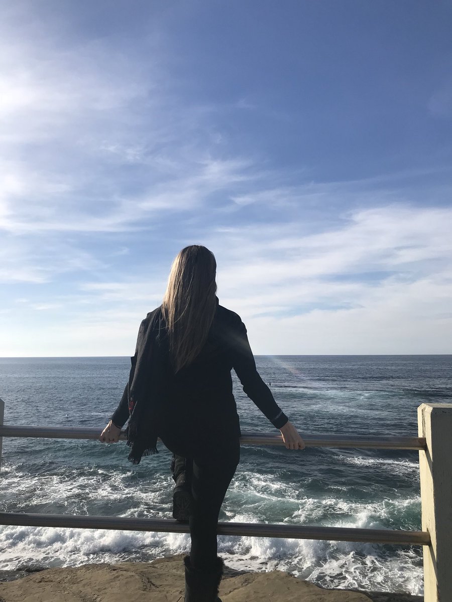 sandra1sol's tweet photo. #Moments #picture #lajolla #SanDiego #California #goodview #PrettyGood #beachlife #lov #LoveIs #daygood #chrismas #day https://t.co/5u4PRfNM6A
