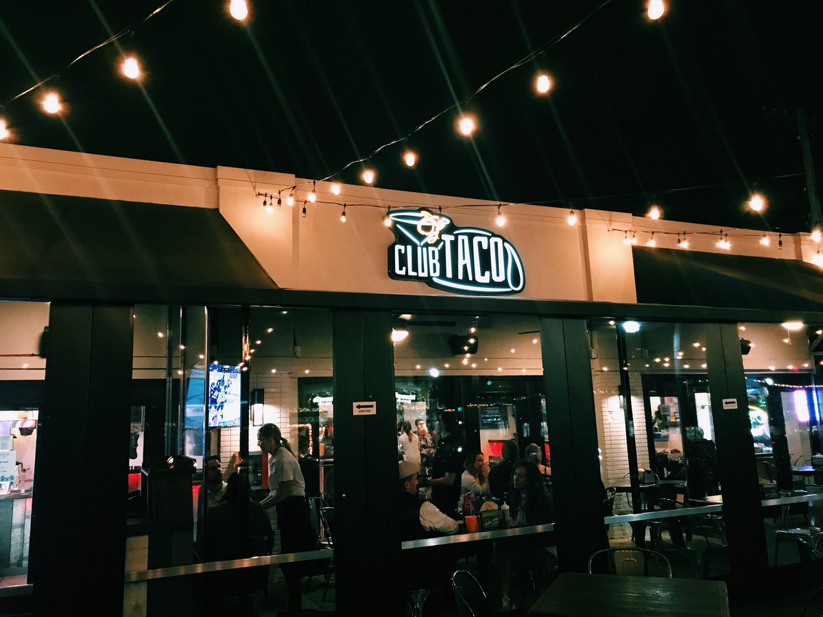 Clubtacostl's tweet photo. While it may be late, #ClubTaco wishes you all a Merry Christmas! We hope you enjoyed the company of friends and family, join us soon for tacos! https://t.co/XVMhzn5g02