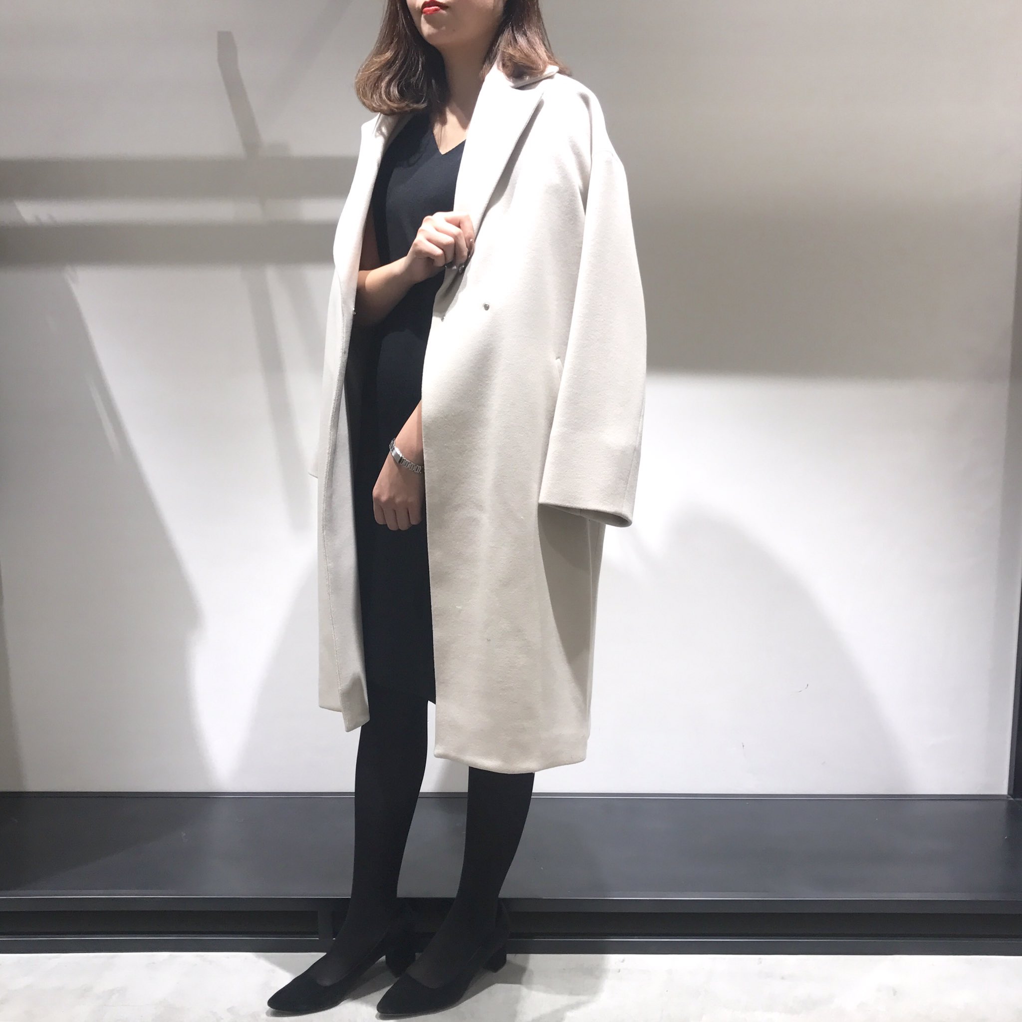 Blenheim Twitter Da Staff S Coordinate Vネックのニットワンピは女らしさの出る一枚 チェスターコートと合わせてみました Nagoyatakashimaya 名古屋髙島屋 ニットワンピ Ootd Blenheim ブレンヘイム T Co Ss5hh5pnyq Twitter