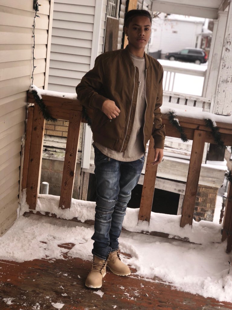 doitforkb's tweet image. ✔️🖤.