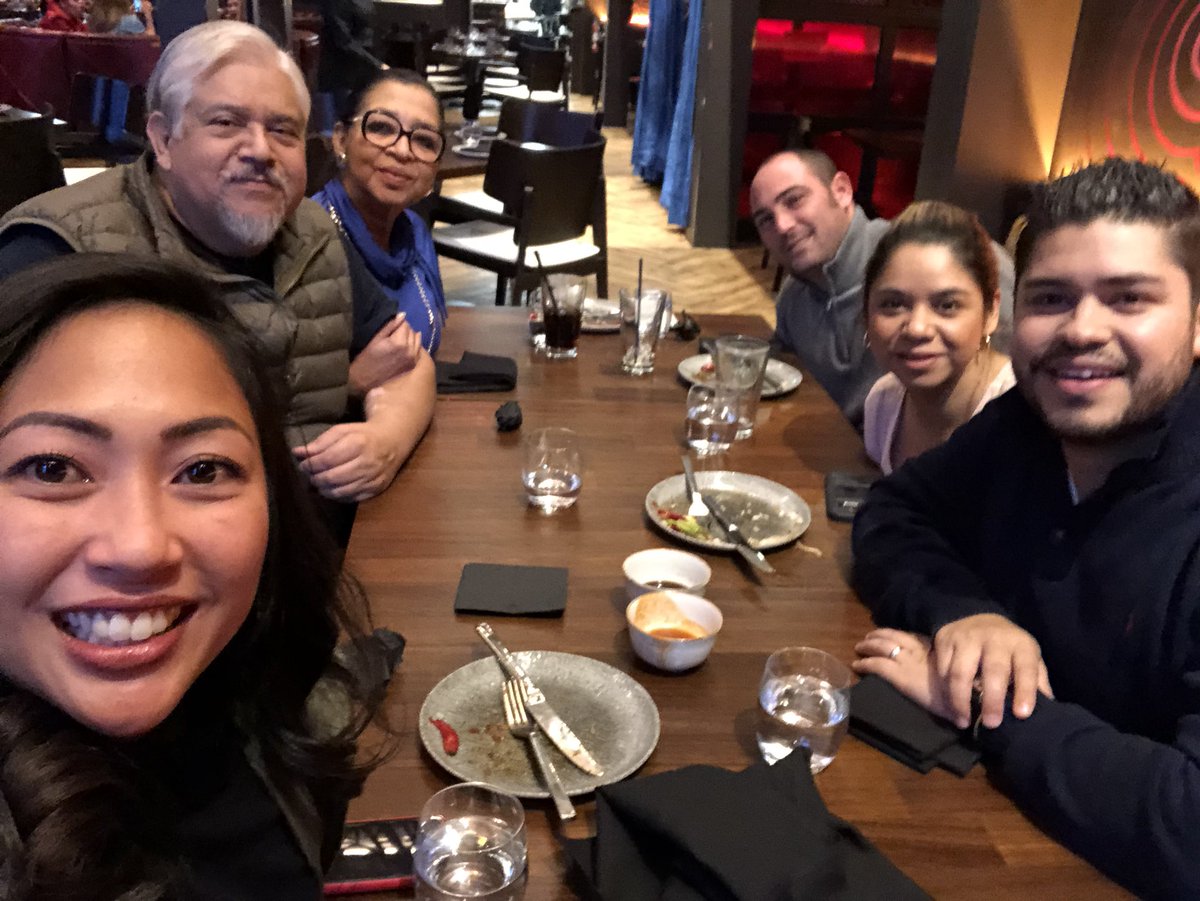 MarioBayonaP's tweet photo. Merry Xmas from my family to yours!! https://t.co/bwFWvZW8pd