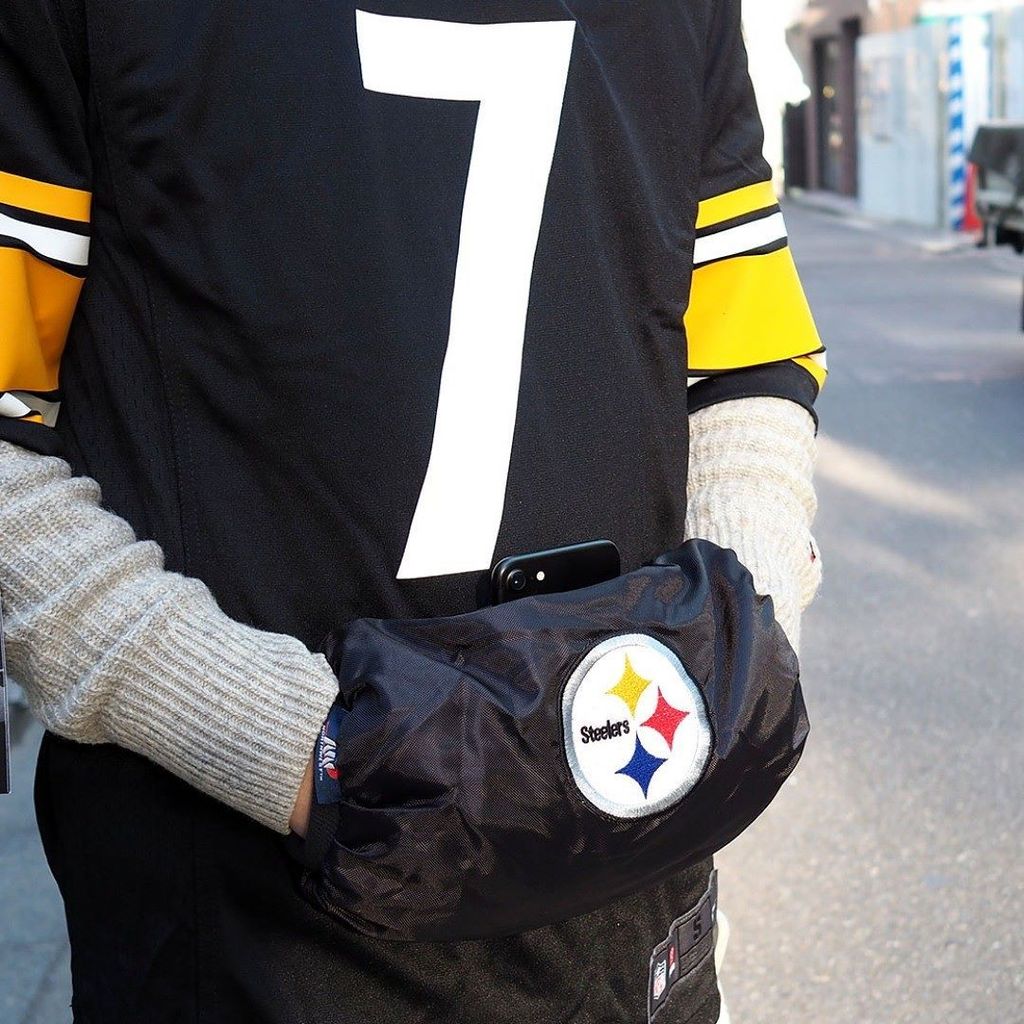 Under アメフト QB ハンドウォーマー Armour