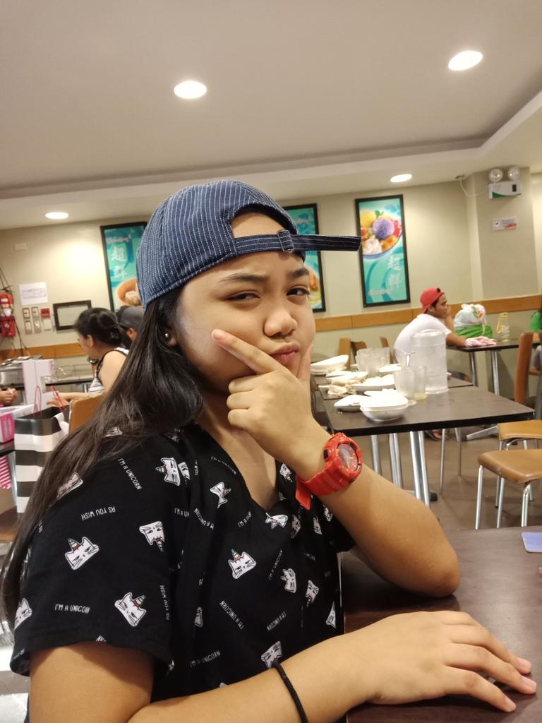 bellaxrys's tweet photo. titibo tibo HAHAHAHA https://t.co/ahwGfb2sYJ