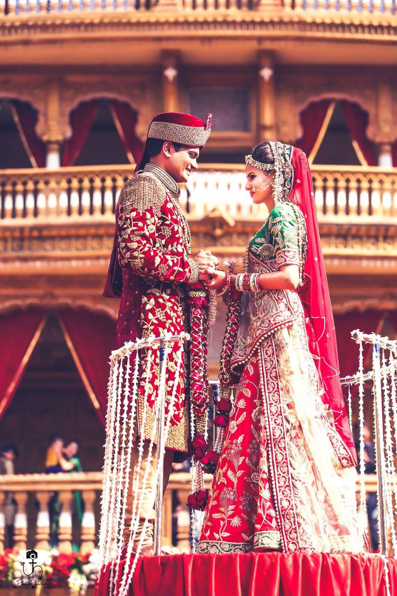 VriVin_BhaVri's tweet photo. Throwback to the most special
& happy day of our lives 😍
#VriVinKaVivaah #24dec2016
PART 3 https://t.co/ViRtRCchBX