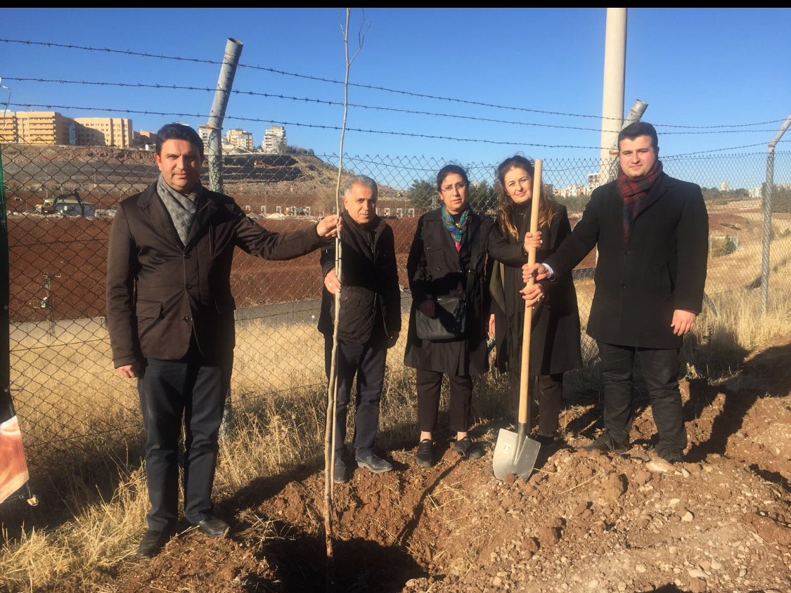 Büyükşehir Belediyemiz ile Ortak Agac Dikim Programına katılım sağladık.