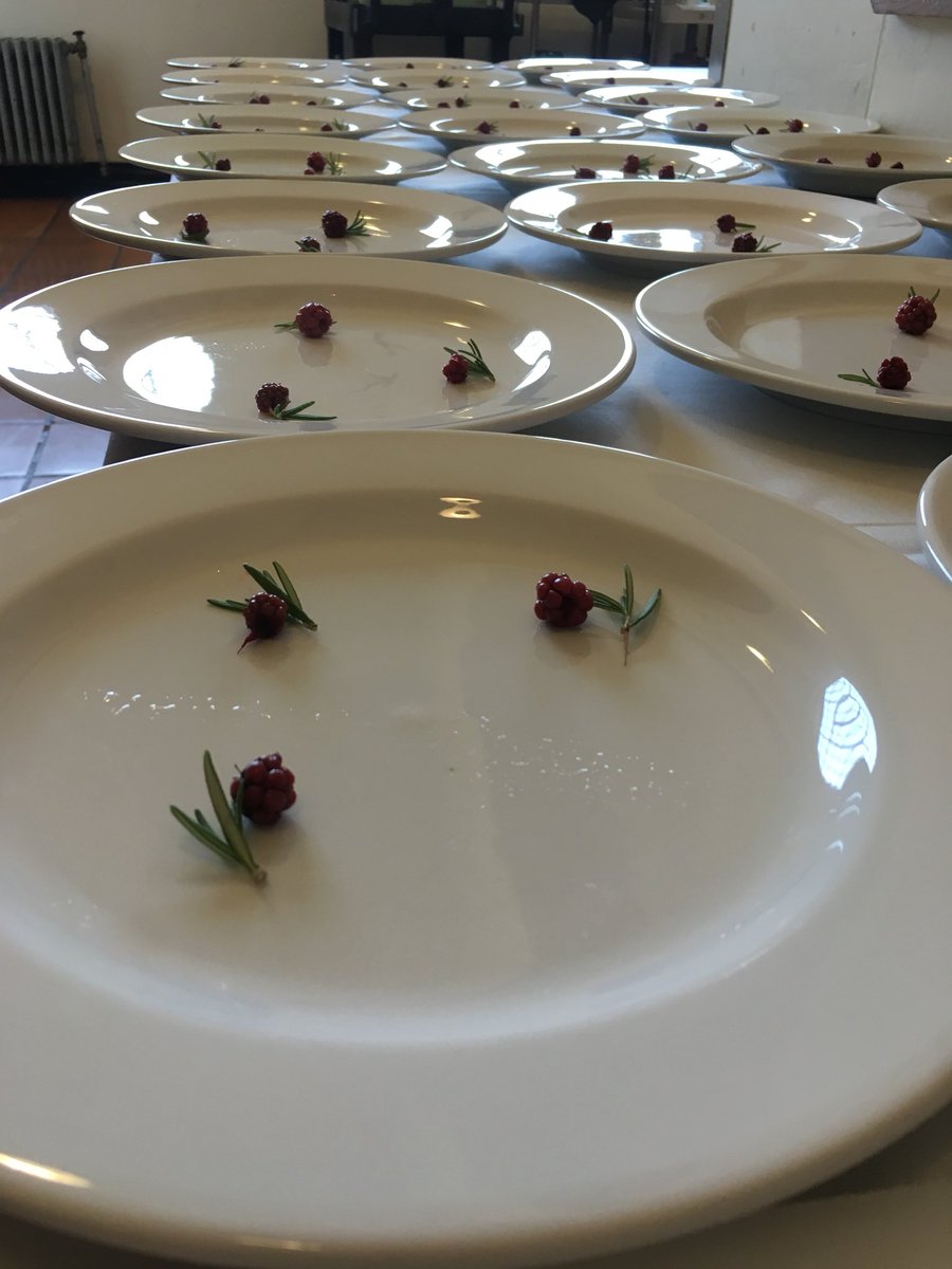 BonAppetitAbbey's tweet photo. Merry #Christmas and a special menu meal for the #Monks of #MountAngel today. "Artfully presented #simple, #fresh, good #food, portioned in moderation” https://t.co/cMSRI9RUWp