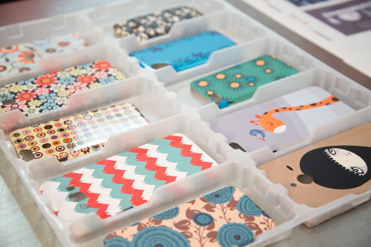 Getmt3's tweet photo. How to create and sell custom phone cases online with MT3
https://t.co/lgGRxysiQg #phonecase #caseprint #casemanufacturer https://t.co/pSYnBSvkSM