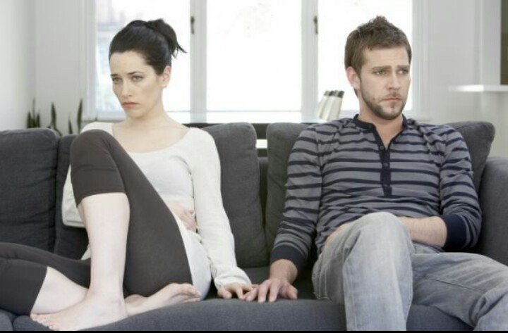 article2017_'s tweet image. Married life not happy,couple kill themselves article2017.wordpress.com/2017/12/26/mar…