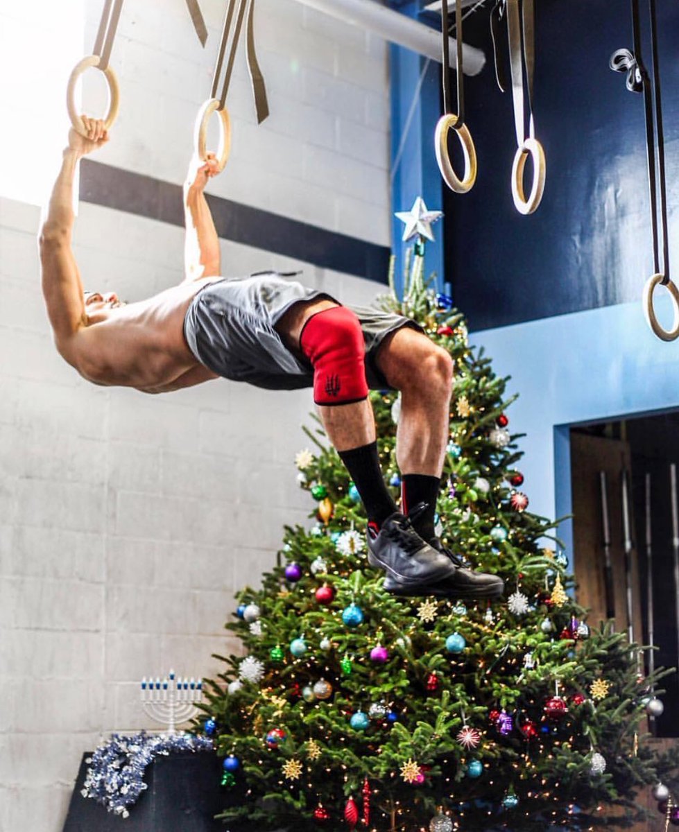 CrossFit tweet media