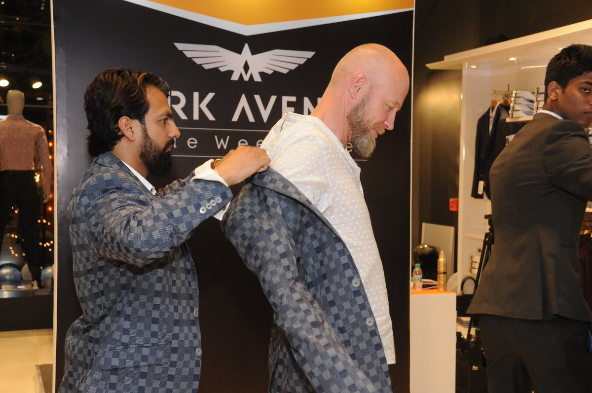 parkavenueindia's tweet photo. Two super fun days filled with #Grooming and #Fashion over wine and cheese. Take a quick look at the #StyleWeekender hosted by Park Avenue in Bangalore.
Which city should we come next to? tweet your replies in comments below. https://t.co/yJB9WH7CxE