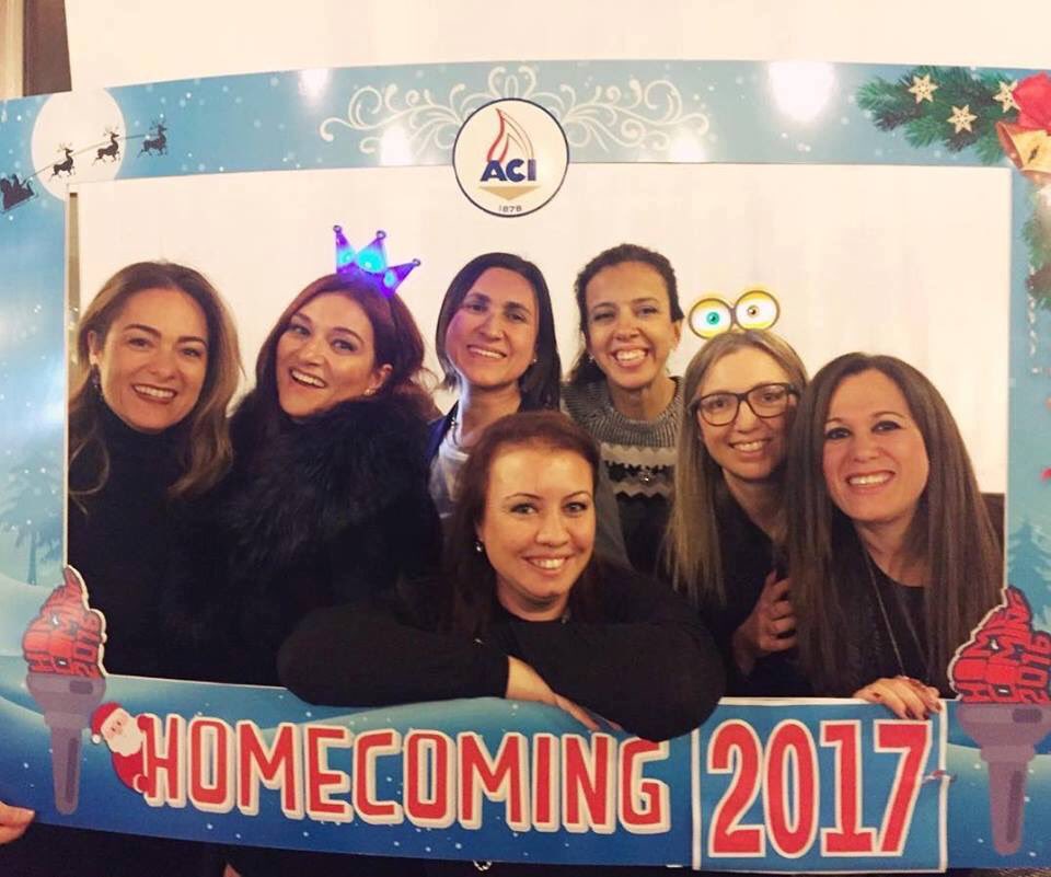 acitweets's tweet photo. Bir Homecoming daha, leziz sucuk-ekmek şöleni, unutulmaz tad "Leyla", eski müziklerle dans, çokça sohbet ve bolca anı dolu geçti. Yediden yetmişe birçok mezunumuz yuvalarına dönmenin heyecanını ve mutluluğunu yaşadı. #homecoming2017 #acialumni https://t.co/S26qyN5GvU