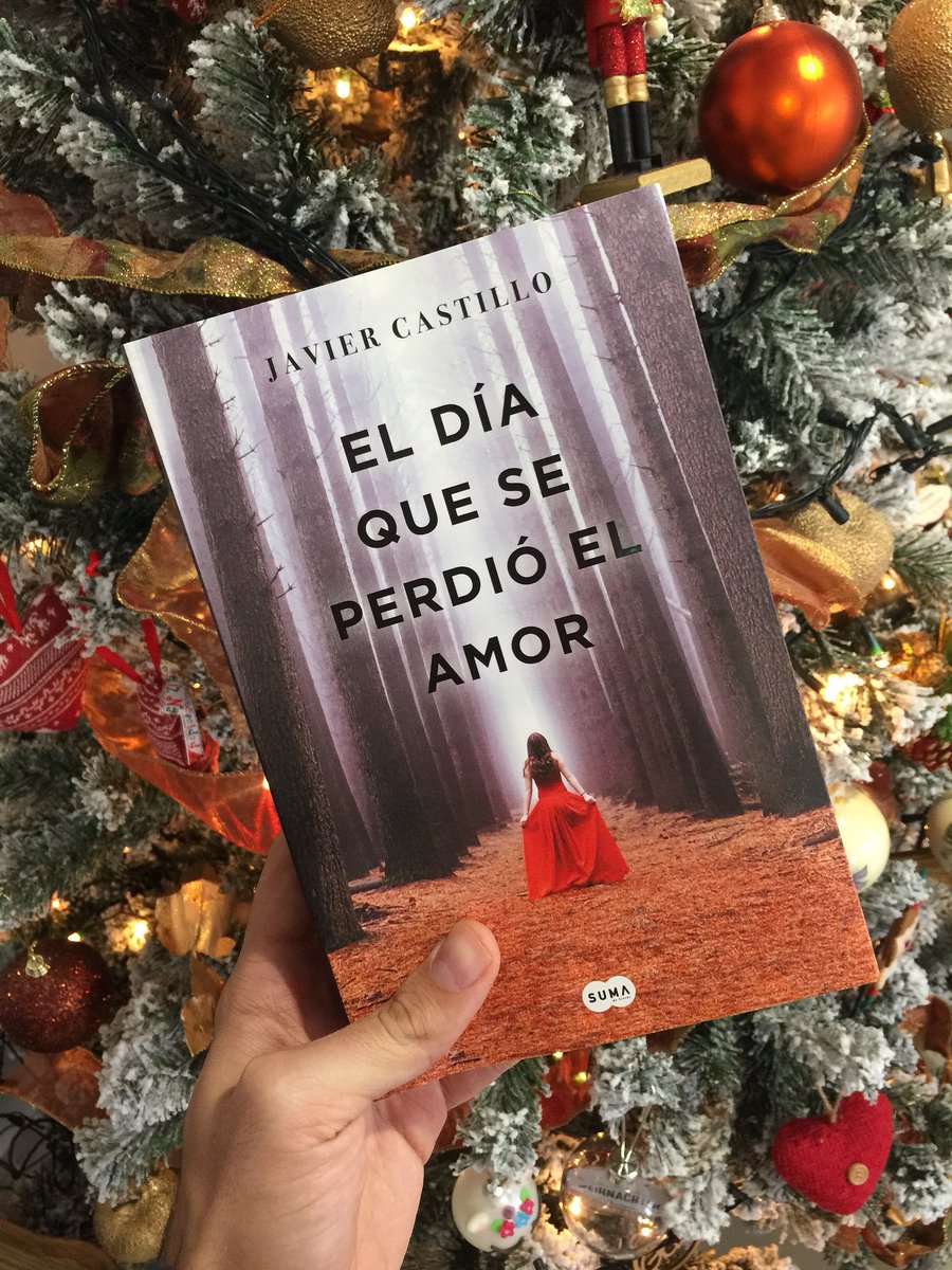 JavierCordura's tweet photo. ¡No puedo estar más emocionado e ilusionado con todo lo que está por llegar! Ojalá llegue tan lejos como la anterior. El 11 de enero en librerías, y ojalá también en tus manos, acompañándote junto a la chimenea, bajo una manta, por la noche o en la cama. Todo vuelve a empezar. https://t.co/InLWe7KxAc