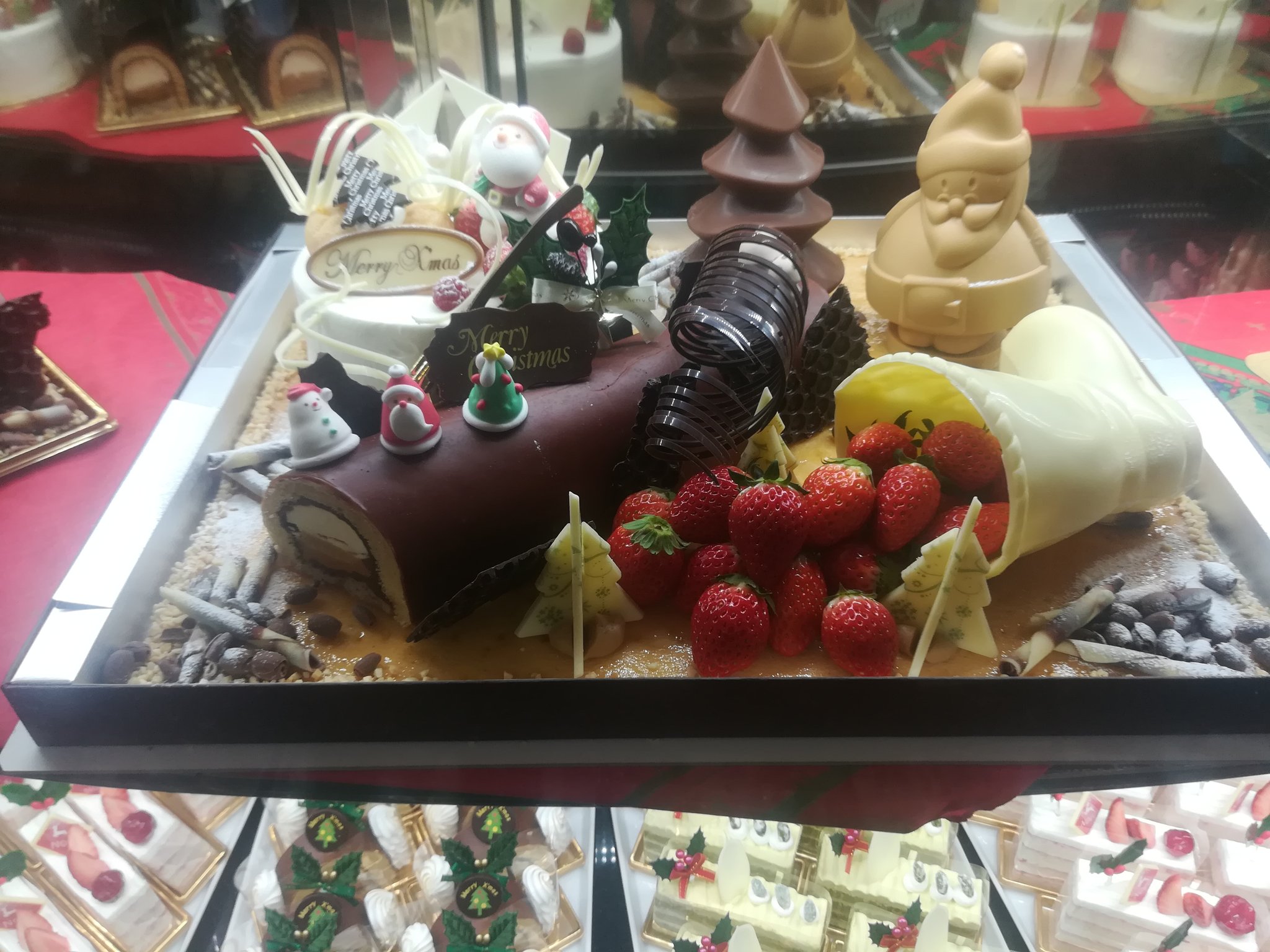 薄毛の人を無くすマッサージ屋 ホテルイースト21で売っていた クリスマスデコレーションケーキ 豪華で可愛いです ケーキ 東京 江東区 東陽町 Tokyo 出張ホスト レンタル彼氏 T Co Raznnx1fry Twitter