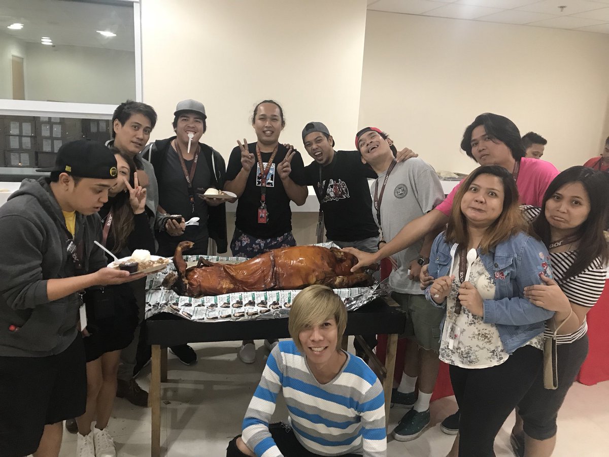 djmjiOra's tweet photo. When we have a #MerryMerryMetro
#fun #MetroLIFE #MetroPCS #Dasma2.0 https://t.co/NsUxan0bmZ