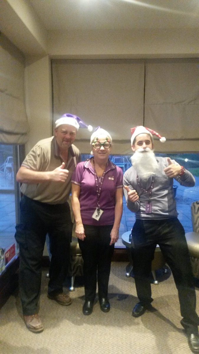 Merry Christmas and all best wishes for 2018 from <a href="/picrewewest/">Pi Crewe west</a> team. Let's retweet this message so our wishes will go to all our whitbread family #hygge #chaffstakeover #dtt <a href="/airs_pi/">RAirsPI</a> <a href="/paulallancurtis/">Paul Curtis 💙</a> <a href="/SDEBDD/">simon ewins</a> <a href="/placemadebyyou/">A Place Made By You</a> <a href="/LauraEvans81/">Laura EvansWrobleski</a> @Pipulse1