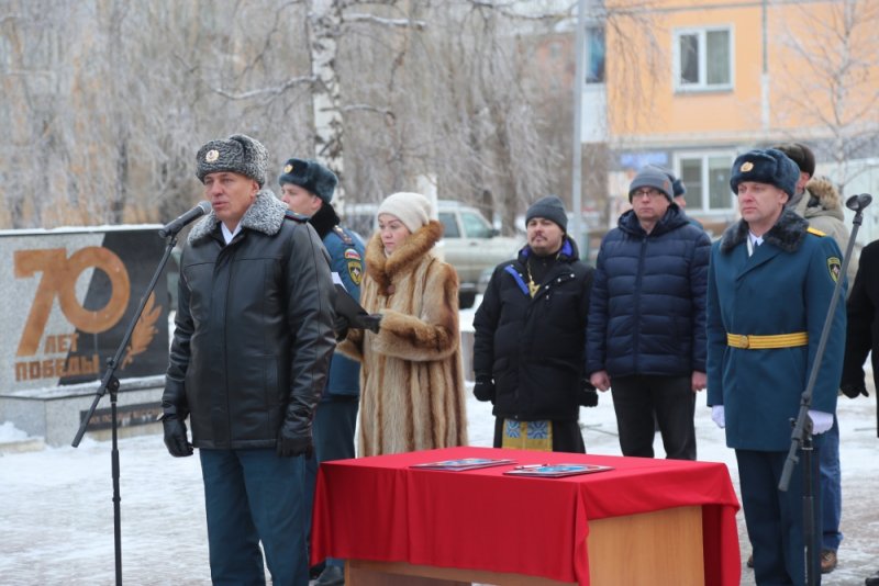 mchs_24's tweet photo. Молодые сотрудники Красноярского пожарно-спасательного гарнизона приняли присягу  https://t.co/jaInCU3BqE https://t.co/fFd1bgo1Ut