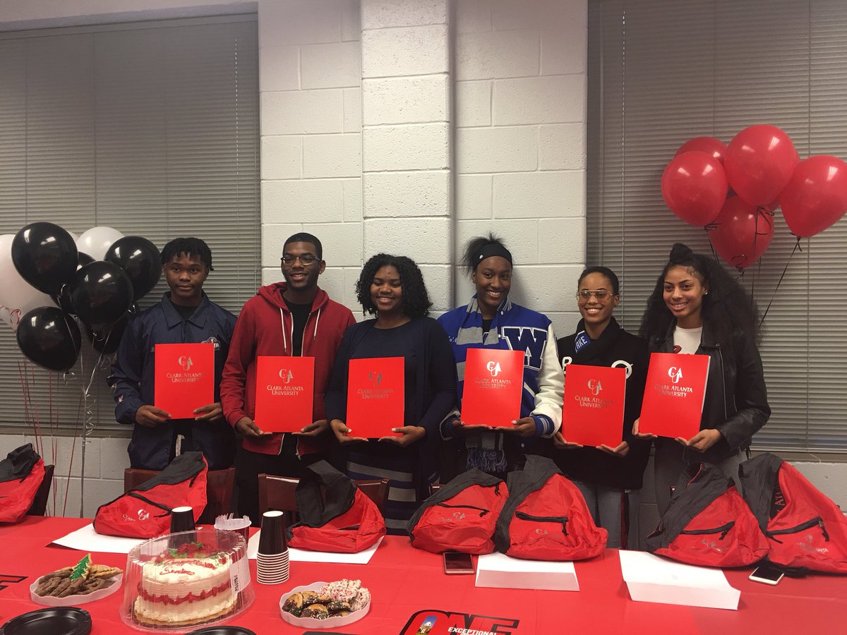 westlakelions's tweet photo. Surprising Seniors with @CAU acceptance letters! Congrats Lions! Go and be great! https://t.co/DTVavvXirR