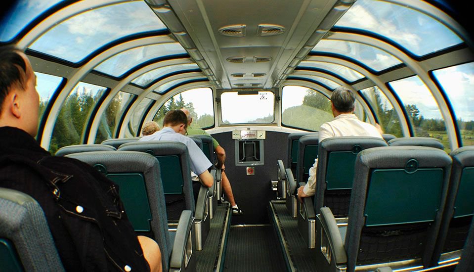 CartanTours's tweet photo. All year round and through every season, Cartan Tours offers rail tours through Canada. It's always a GREAT time to see this taste of Europe to the north! An trip by rail is one you will never forget! #cartantours #canadabyrail https://t.co/crzf8zsXWM https://t.co/P1aeG0UGcf