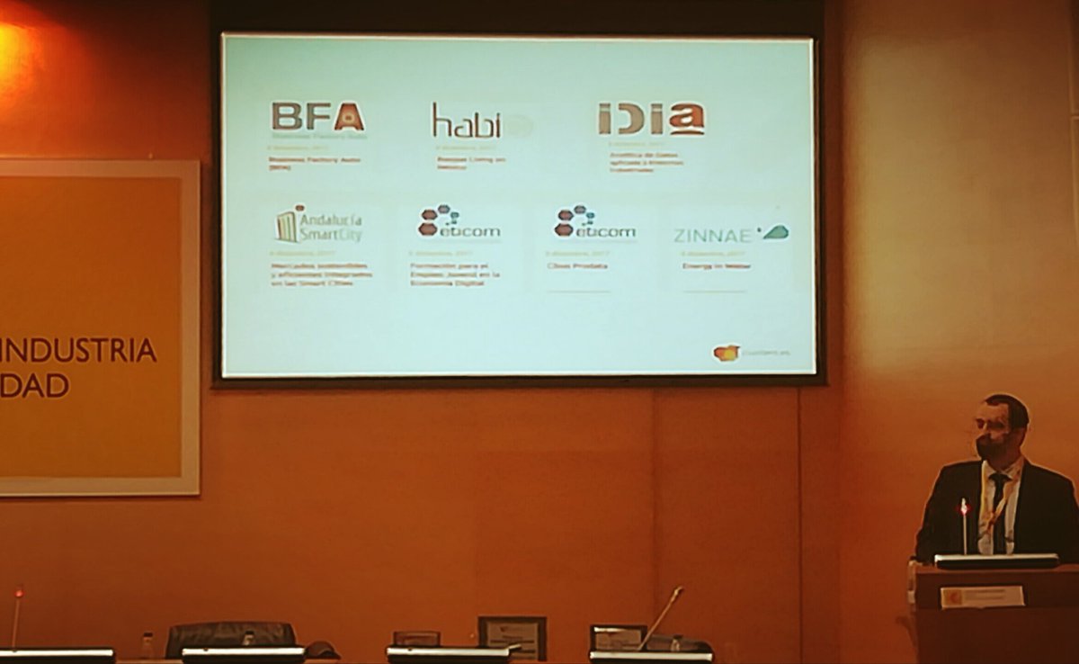 AndaluciaDW's tweet photo. Desde @AndaluciaDW queremos felicitar al proyecto Age Friendly Environments por el Premio a la Colaboración Empresarial 2017. Orgullosos de los dos proyectos de @Eticom que han sido candidatos. @ClustersES @_minecogob #Clusters2017 https://t.co/SuAvZEJ8yH