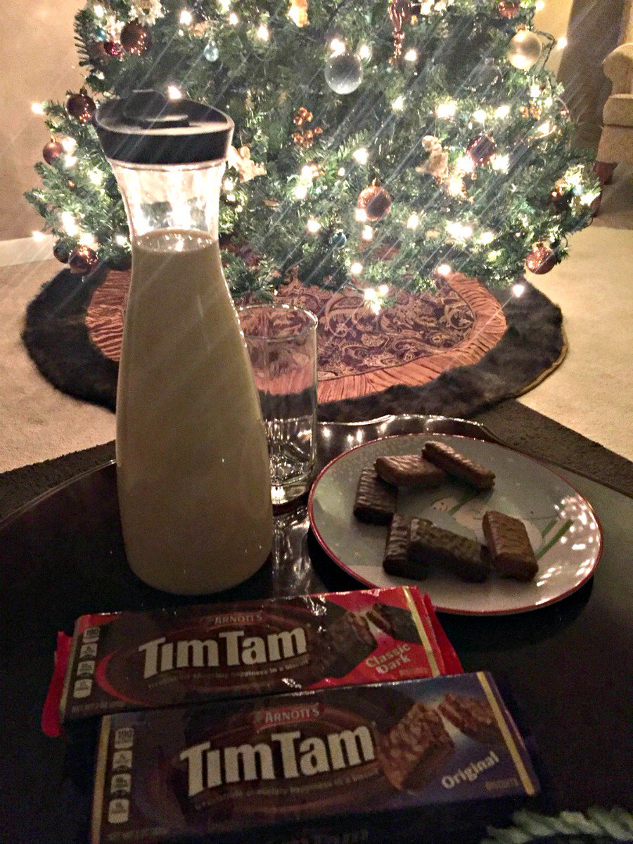 DonnaChaffins's tweet photo. #ad Do you want to be on Santa's 'Good' list? I have it on good authority that the jolly old fellow loves Tim Tam biscuits! You can get @TimTam_US at Publix 2 for $5 from 12/23 - 1/5! Learn more here -> https://t.co/jQ0qk0oUk7 #TimTamUS https://t.co/madrsH4oUb