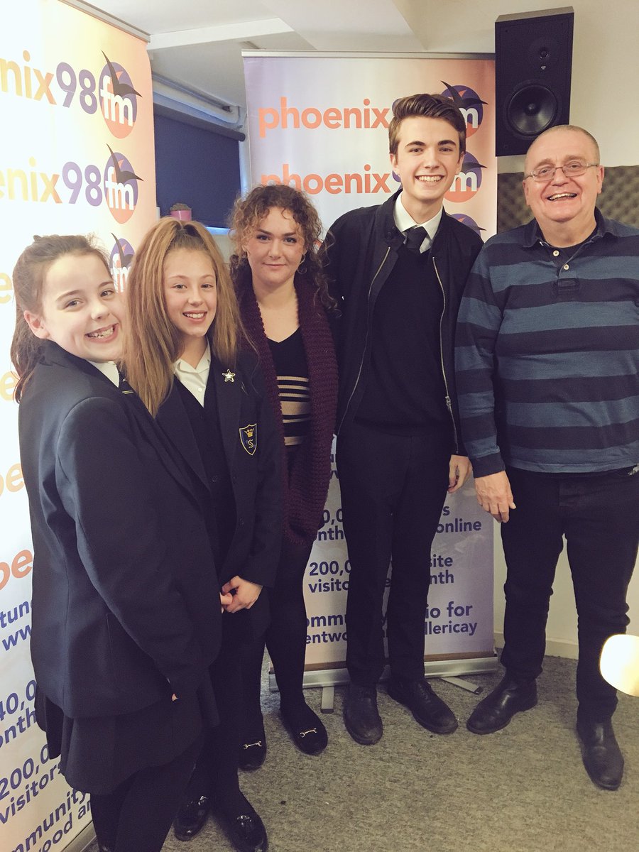 shsXart's tweet photo. Thanks @phoenixfm for allowing @ShenfieldHigh ‘Fame’ cast to promote the musical. Hope to see you all on either 31/01/18 or 01/02/18 #wearegoingtomakemagic #bydoinghardwork https://t.co/Bj9eOQdzOE