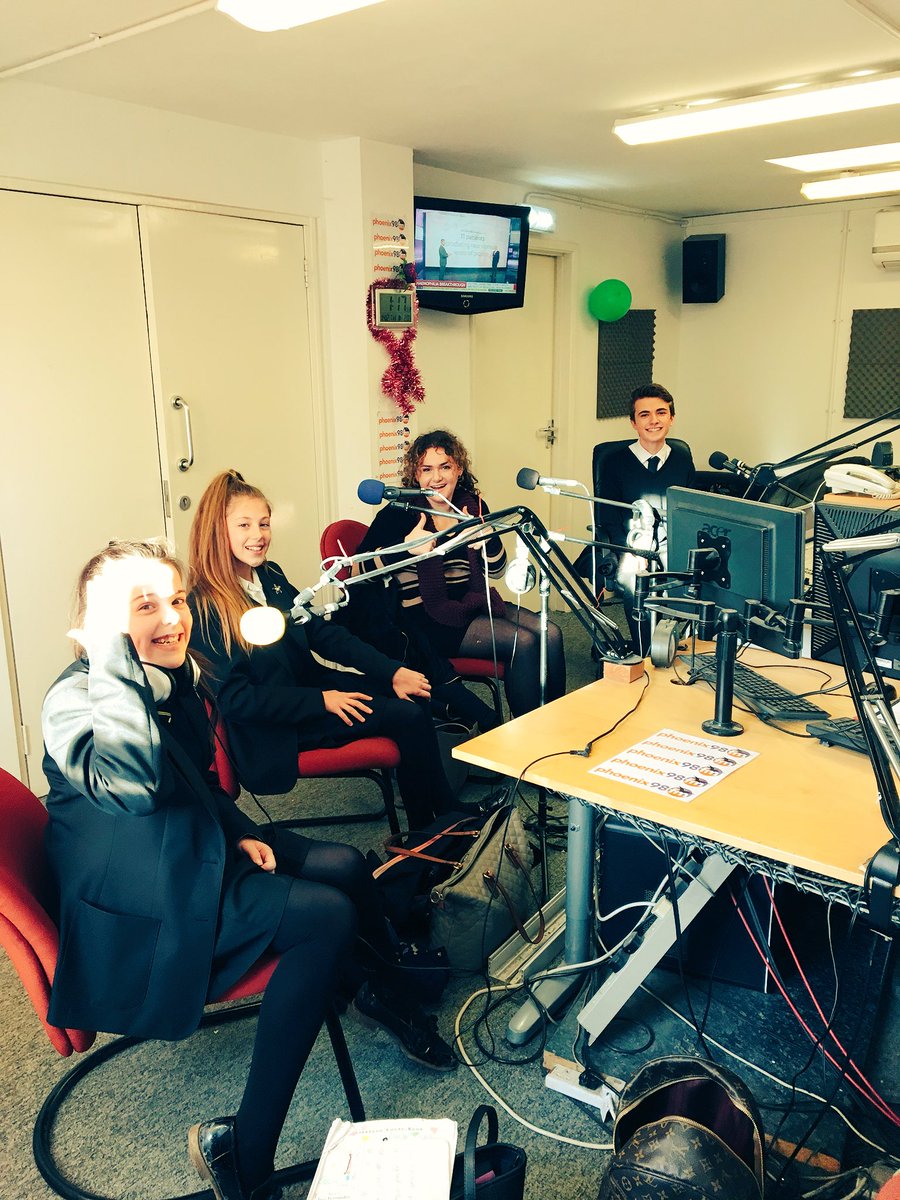 shsXart's tweet photo. Thanks @phoenixfm for allowing @ShenfieldHigh ‘Fame’ cast to promote the musical. Hope to see you all on either 31/01/18 or 01/02/18 #wearegoingtomakemagic #bydoinghardwork https://t.co/Bj9eOQdzOE