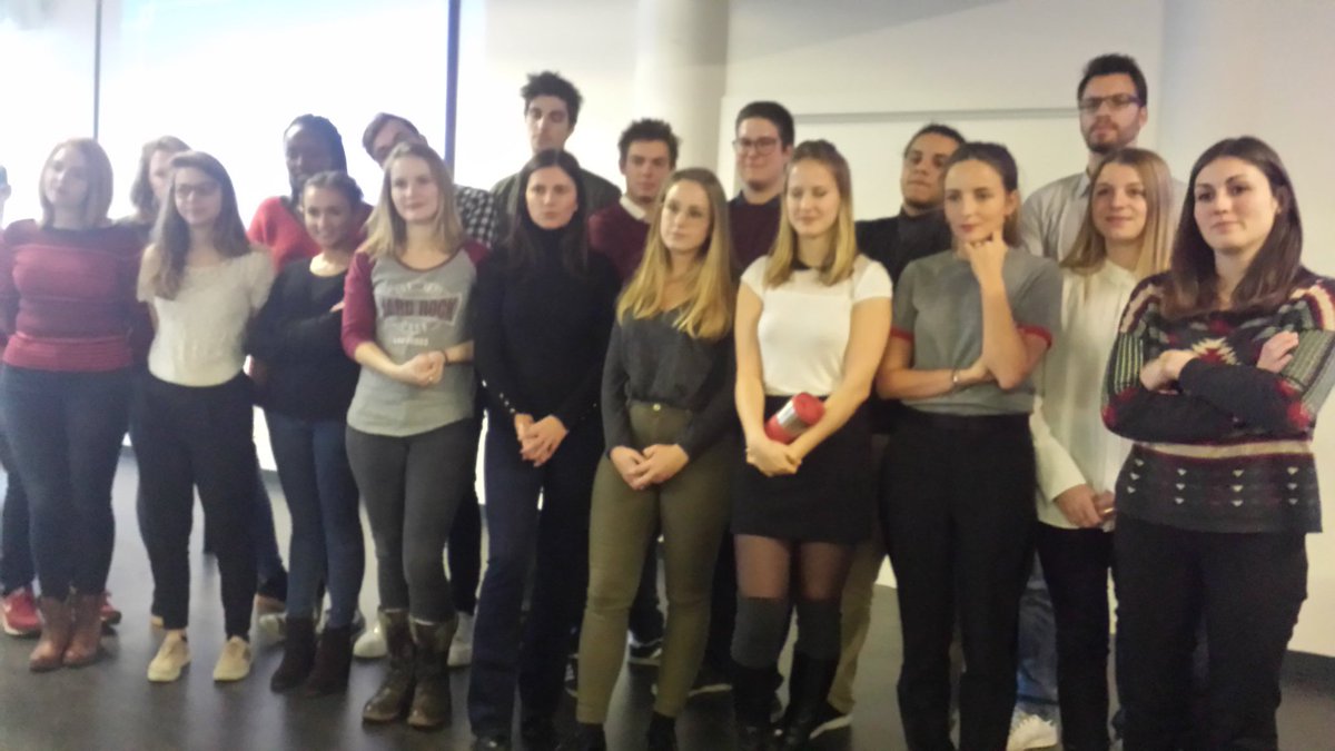 IFJGlobal's tweet photo. Merci aux étudiants de @ihecs pour leur travail sur la liberté de la presse avec la FIJ. Rdv en 2018 pour le lancement ! #pressfreedom https://t.co/ejc1rfseY5