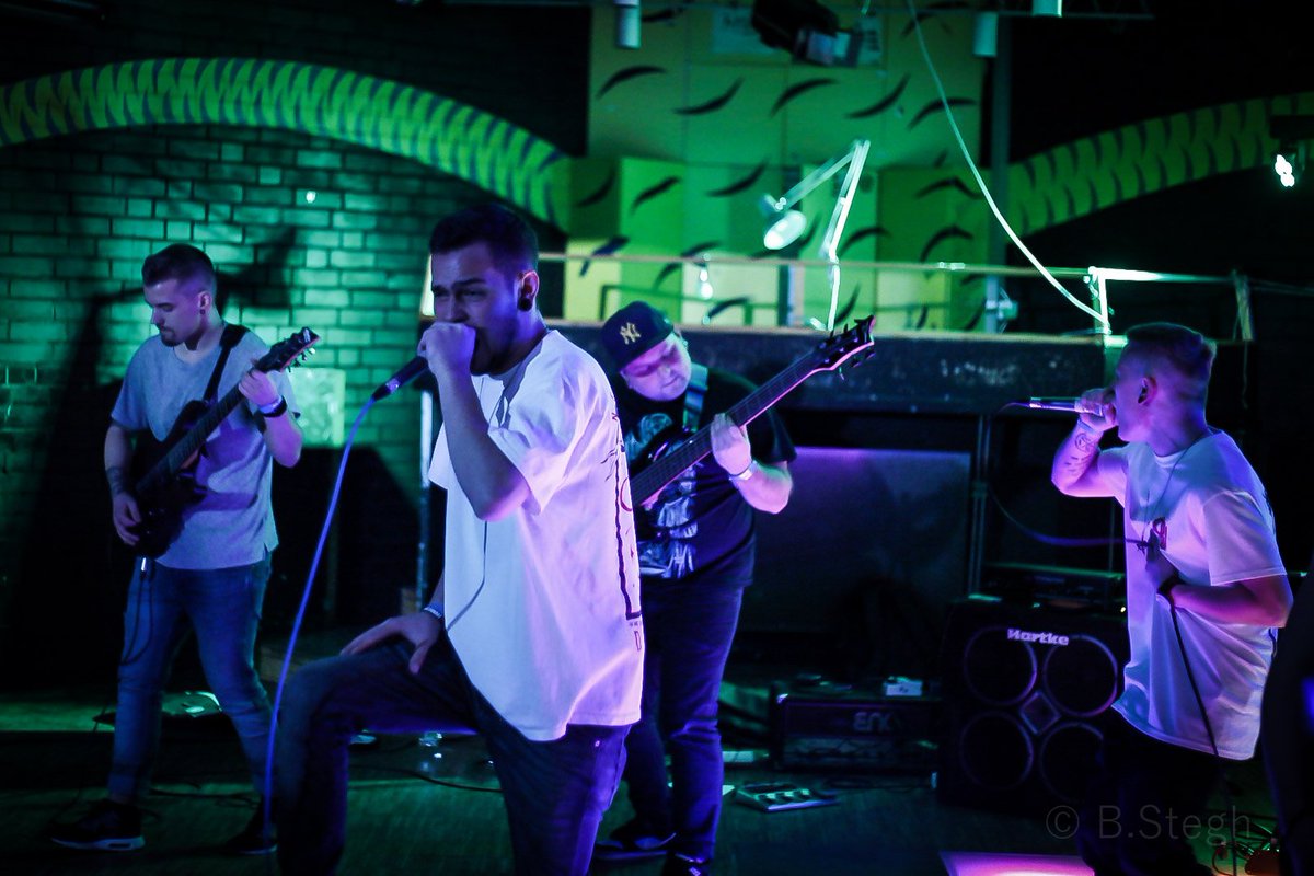 It took us some day to process our first concert.
Thanks for every single one of you who was there early enough to watch us play!
We hope to see some of you guys on our next conerts. 
2018 will be an absolute blast! <3

#thankyou #concert #progressivemetalcore #livemusic