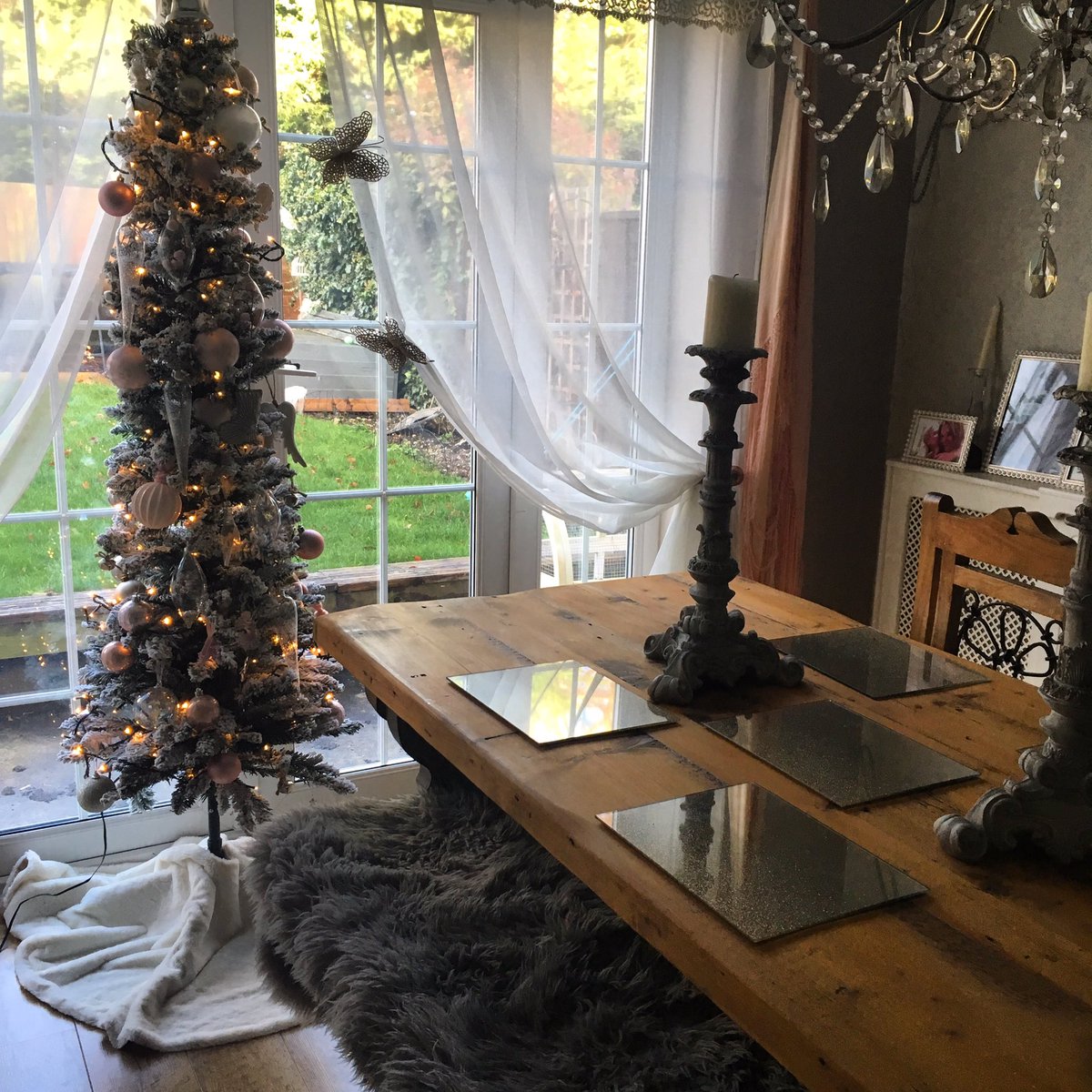 BellaGVintage's tweet photo. What a beautiful fresh winters day #cosy #interiors #bellaginteriors https://t.co/eBqUHbKn3l