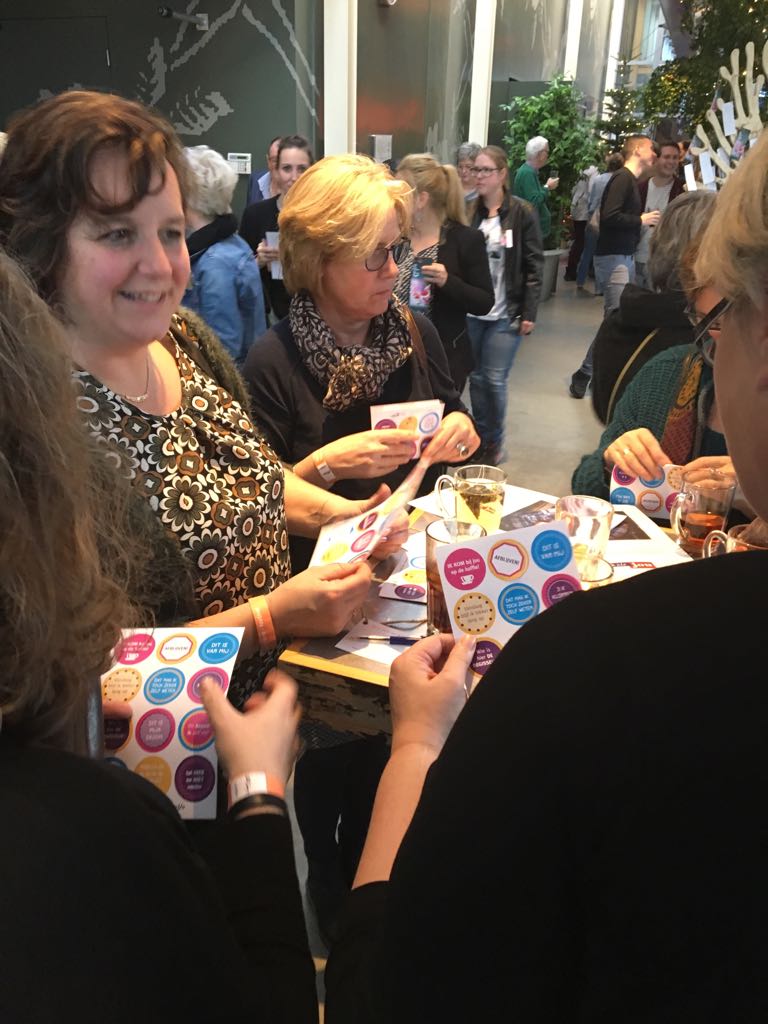 Cellozorg's tweet photo. Wauw, de inspiratiemarkt is een groot succes! Wat een feest hier in de @verkadefabriek op het #vanmenstotmens -festival https://t.co/uuKJXDIvNg