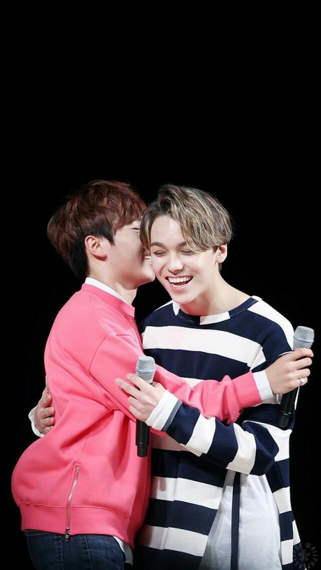 SifVedel's tweet photo. #verkwan #divaboo #boo #"bestfriends" #hansol https://t.co/20caEwDNX4