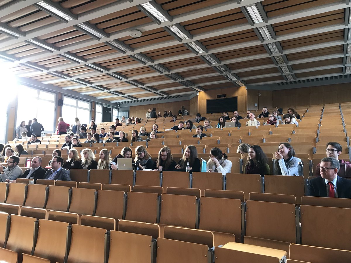 markheywinkel's tweet photo. Studierenden der @omediennetz zeigen, was wir auf Snapchat und Instagram treiben. #digitalimpulses https://t.co/RG36xStoIM