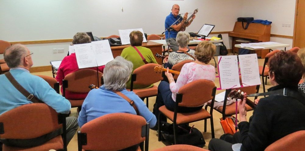 u3a_UK's tweet photo. Members of @U3A_UK #NW region & #Wales gathered in #Liverpool to celebrate a love of music. The day included guest performers & music from ukulele, singing, recorders and music appreciation groups from Upholland, Bolton & St. Helens U3As.
#HittingTheRightNote https://t.co/YB0xFSApLh