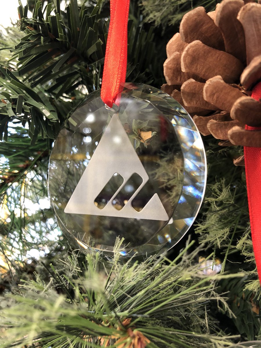 GraveshamTrophy's tweet image. COMPETITION TIME!

For your chance to win this set of 3 engraved Destiny faction tree ornaments, Retweet this and follow us @GraveshamTrophy

(Competition closes and winner will be drawn at random 09:00 GMT, Monday 18th December)